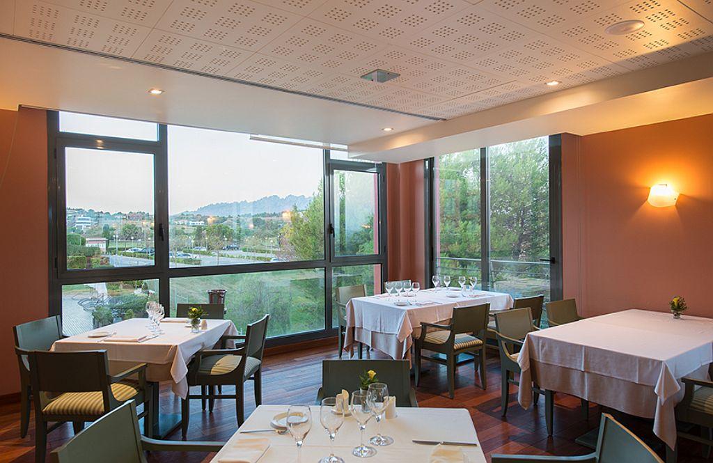 סנט אסטב ססרובירס Hotel Barcelona Golf Resort 4 Sup מראה חיצוני תמונה
